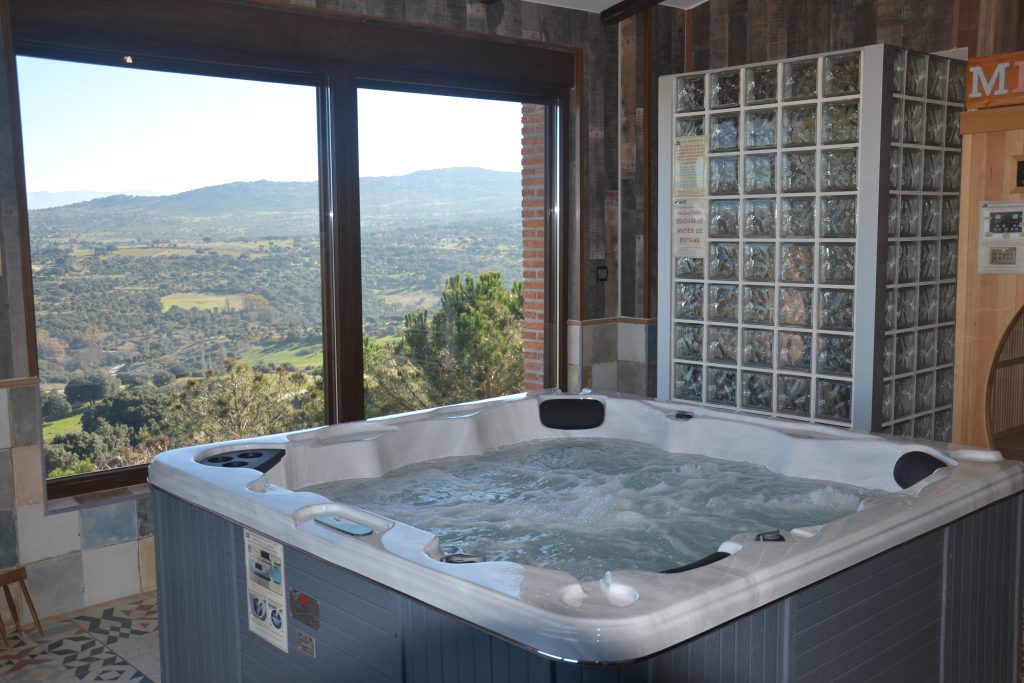 Casa Rural con SPA Mirador Sierra de Gredos en Guijo de Ávila - Jacuzzi
